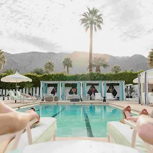 https://the-velvet-rope-ps.palm-springs-ca-hotels.com